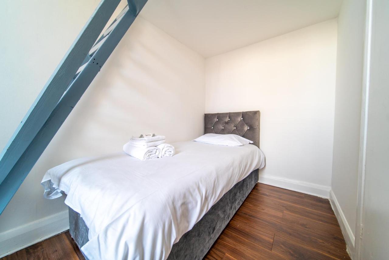 Spacious 2 Bedroom Apartment In Downtown Londra Dış mekan fotoğraf